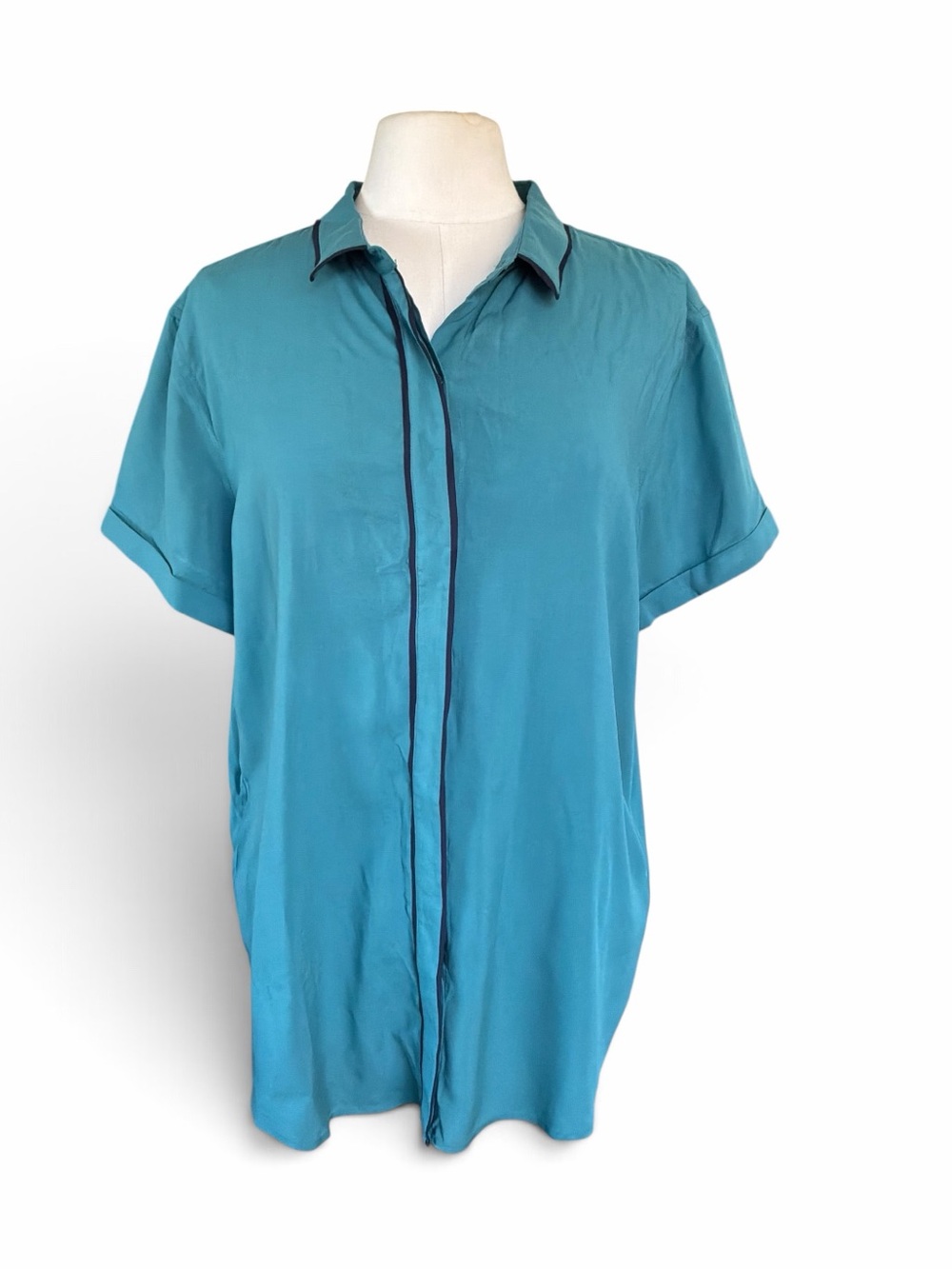 Wildfang The Empower Piped Button Up Women’s Size Large Teal Short Sleeve Top